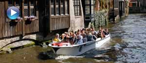 Paseando por los canales de Brujas