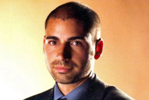 Carlo �lvarez Spagnolo, Sennior Account Manager