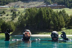 Submarinismo en el coraz�n de Grandvalira