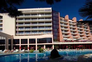 Hilton Worldwide inaugura su hotel número 200 en Europa Hilton Worldwide inaugura su hotel número 200 en Europa