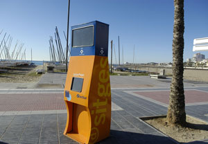 Entran en funcionamiento en Sitges dos puntos de información turística multimedia