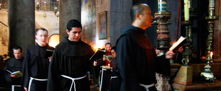 Procesi�n franciscana en el Santo Sepulcro