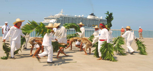 El Estado de Tabasco (México) recibió el primer crucero internacional de su historia