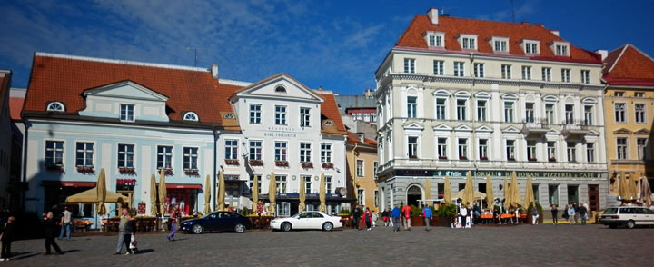 Plaza del Ayuntamiento de Tallin